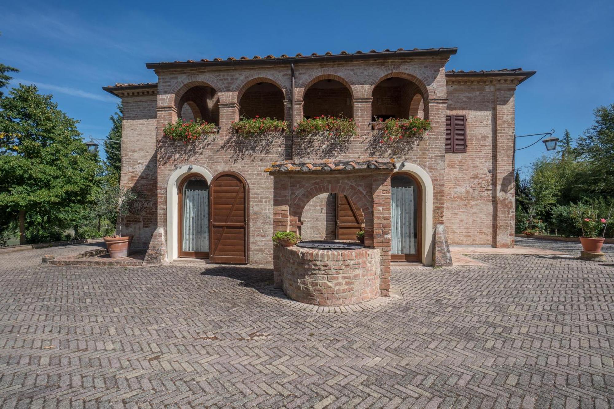 Il Canto Del Sole Monteroni dʼArbia Zewnętrze zdjęcie